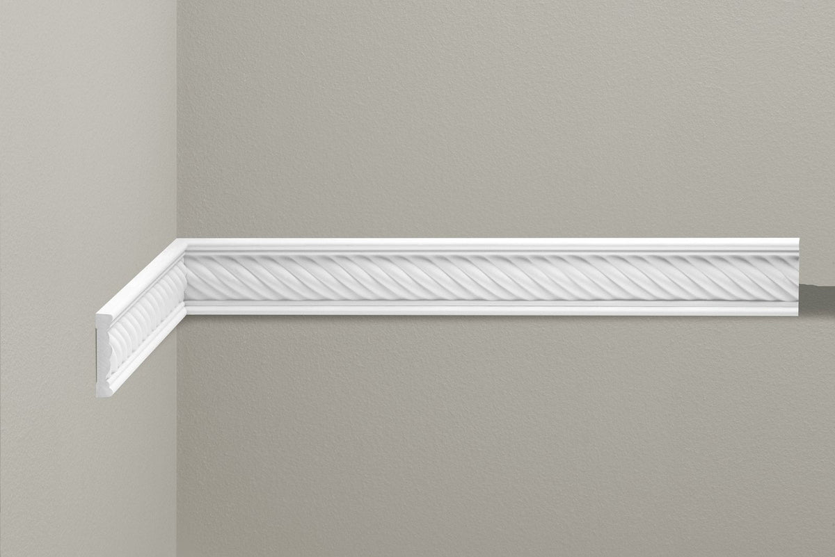 Wandleiste Crema verziert – 7,5 × 1,5 cm